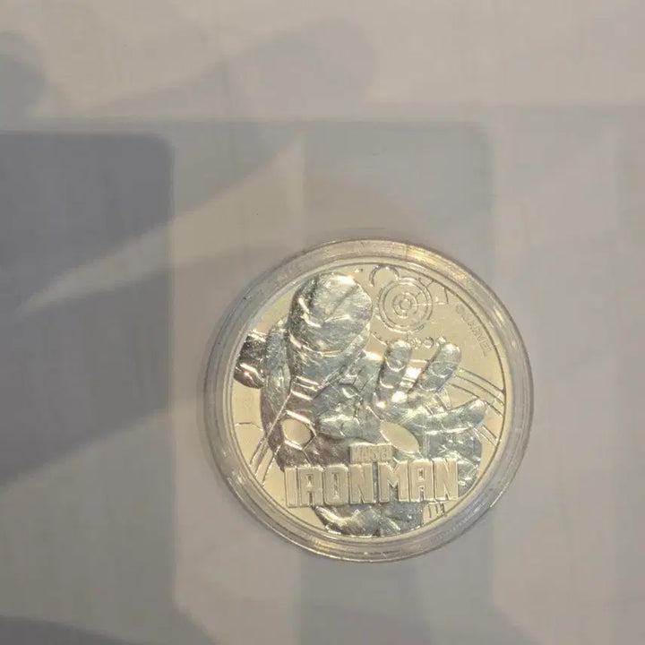 [BUNJANG] 2018 Tuvalu Marvel Iron Man 1 oz Pure Silver Coin (Perth Mint) / 마블 아이언맨 1온스 순은 은화 2018 투발루 (퍼스민트, 케이스 보관)
