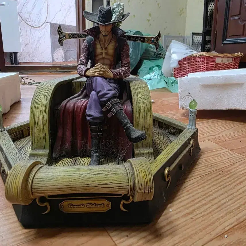 [BUNJANG] Dracule Mihawk Figure / 미호크피규어판매해요