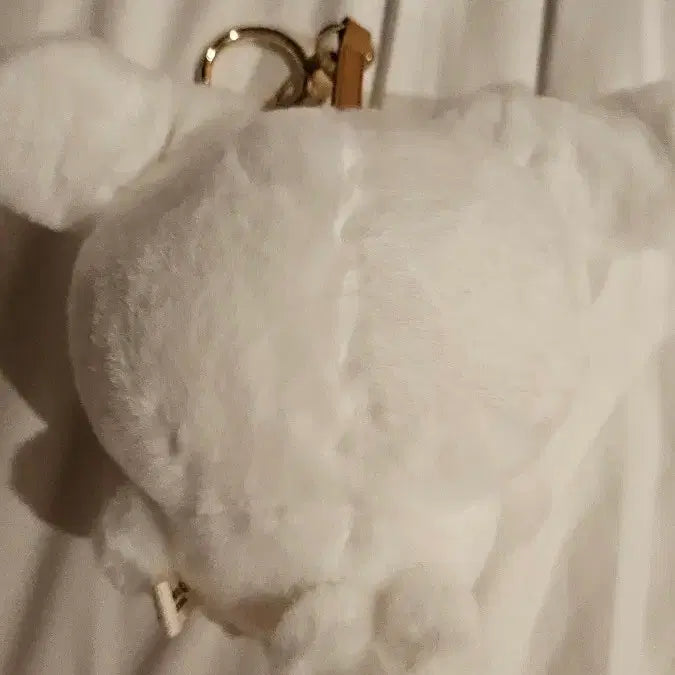 [BUNJANG] Chiikawa x Sanrio Collaboration Doll Keychain - Crab Version (Cinnamoroll) / 치이카와x산리오 콜라보 인형키링-카니버전(시나모롤) 팝니다