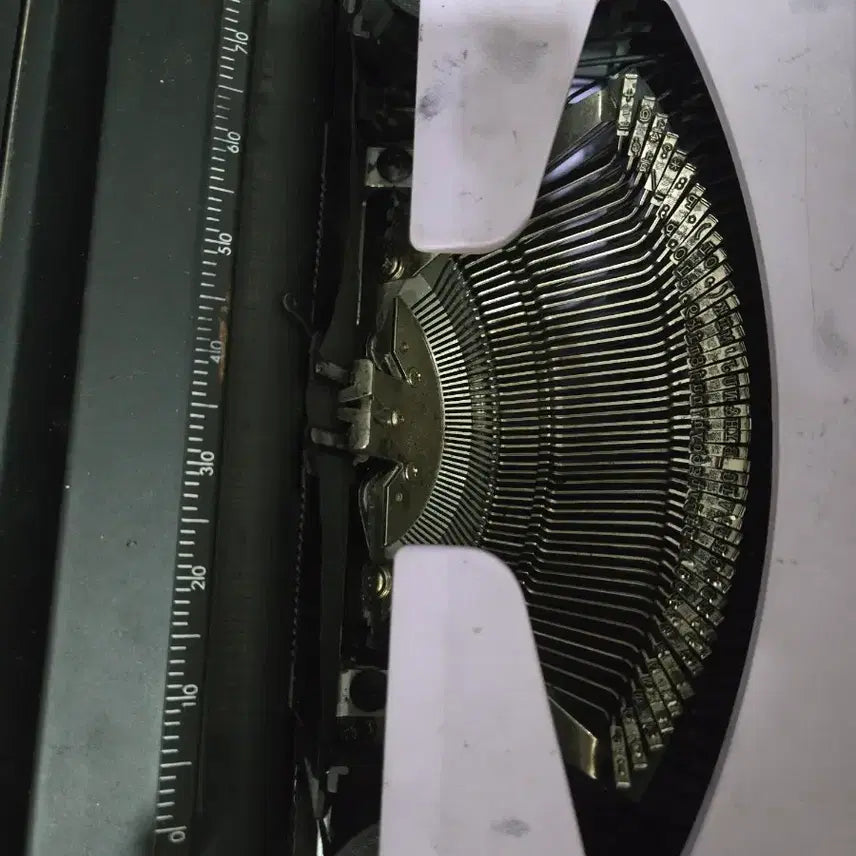 [BUNJANG] Clover Newstar 10 Manual Typewriter Purple / 클로버 뉴스타 10 수동 타이프라이터 보라색