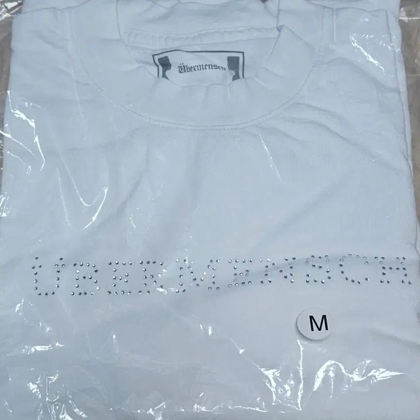 [BUNJANG] G-Dragon Ubermensch Rhinestone T-Shirt (White) / 지드래곤 미국 공홈 티셔츠 Ubermensch Rhinestone T-Shirt (White)