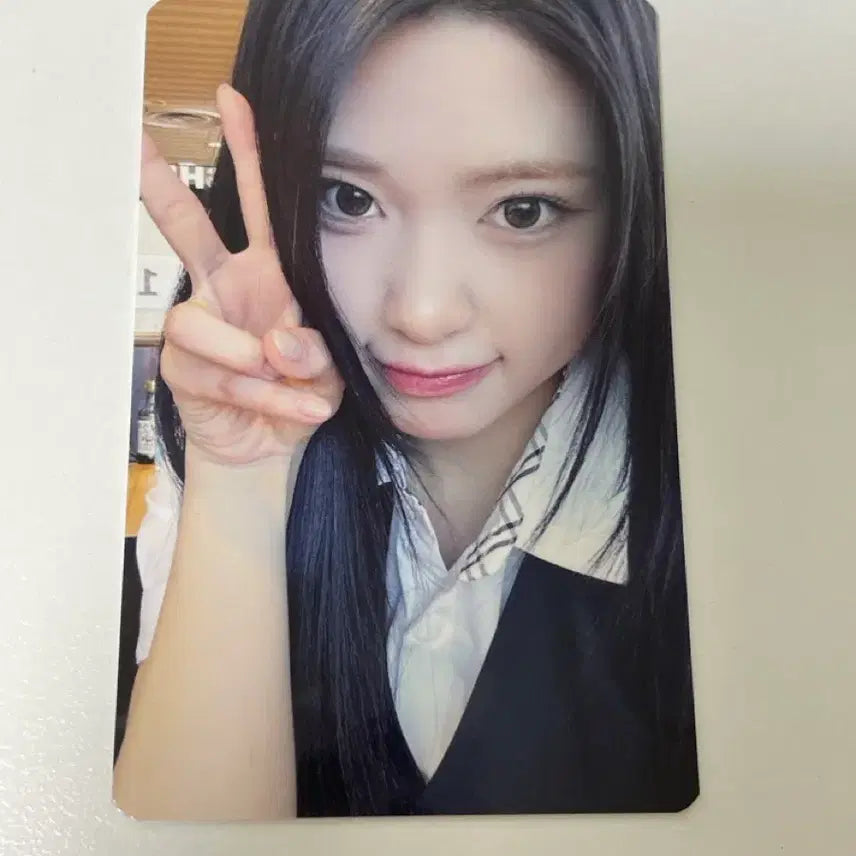 [BUNJANG] RESCENE JENNA Dearest Dewy Ver. Photocard / 리센느 dearest dewy ver. 제나 포토카드
