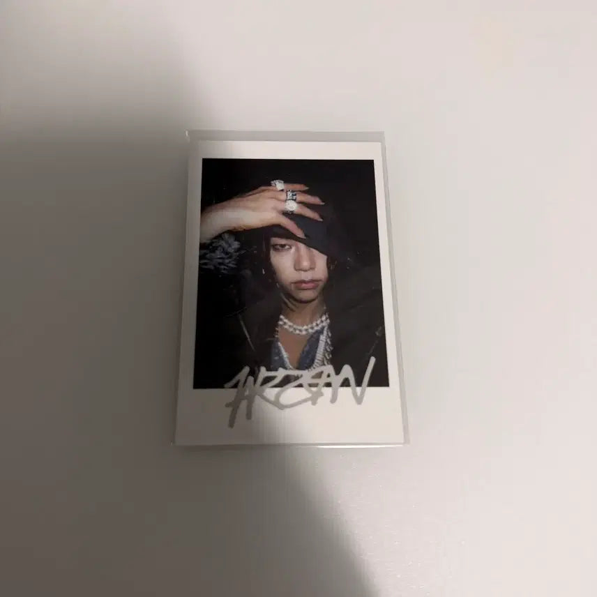[BUNJANG] All Day Project Tarzan Unreleased Polaroid Photocard (POB) / 올데이프로젝트 포토카드팩 특전 타잔 미공개 폴라로이드
