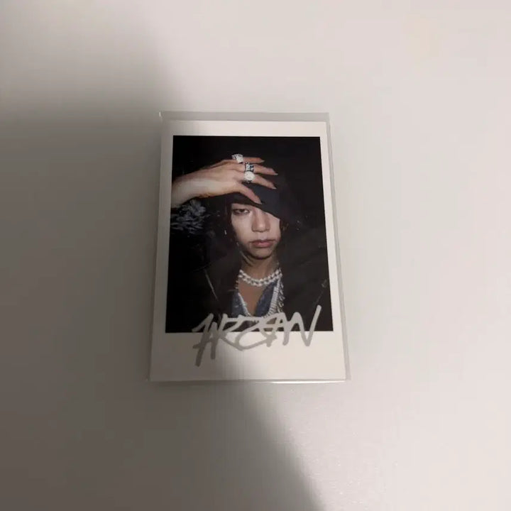 [BUNJANG] All Day Project Tarzan Unreleased Polaroid Photocard (POB) / 올데이프로젝트 포토카드팩 특전 타잔 미공개 폴라로이드