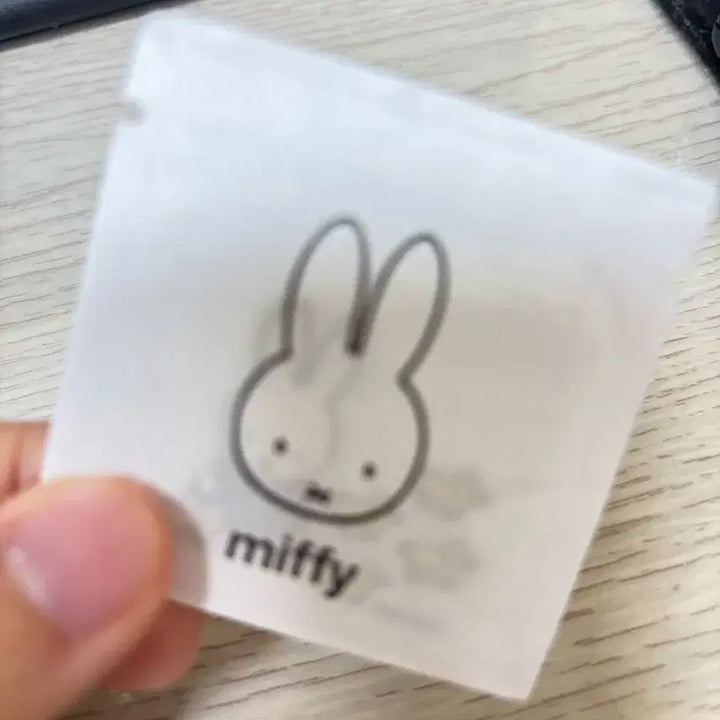 [BUNJANG] Miffy Gongcha Sticker Set / 미피 공차 띠부씰