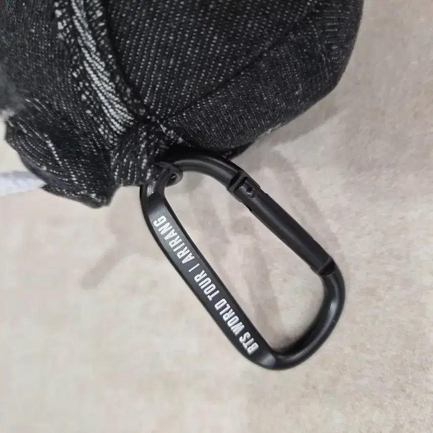 [BUNJANG] BTS ARIRANG Army Bomb Plush Keyring / 방탄소년단 아리랑 아미밤 플러시 키링 ARIRANG Army bomb Plush Keyling