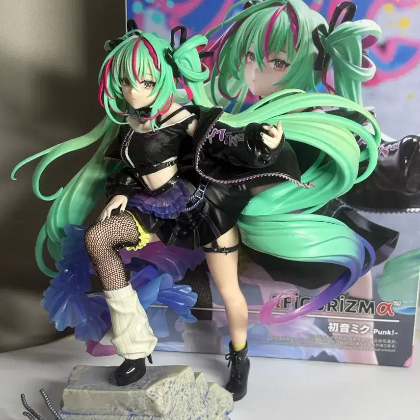 [BUNJANG] Vocaloid Hatsune Miku Punk Figurizm α Figure / 보컬로이드 세가 Figurizm a 피규어 하츠네 미쿠 Punk