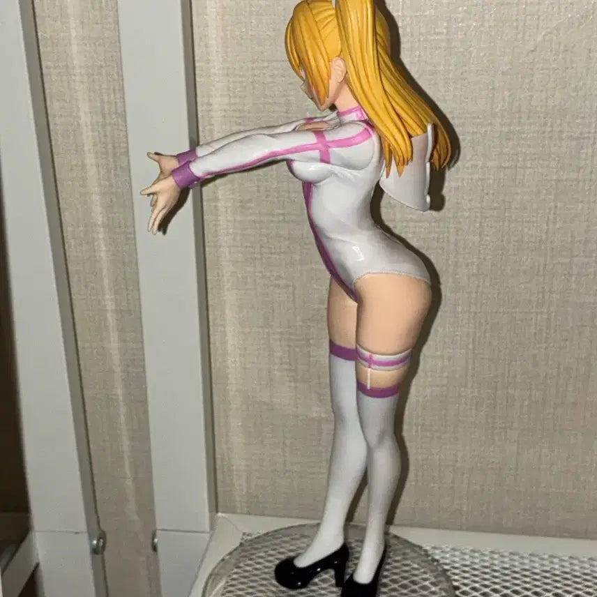 [BUNJANG] 2.5D Temptation Riel Figure / 2.5차원의 유혹 리리엘 피규어
