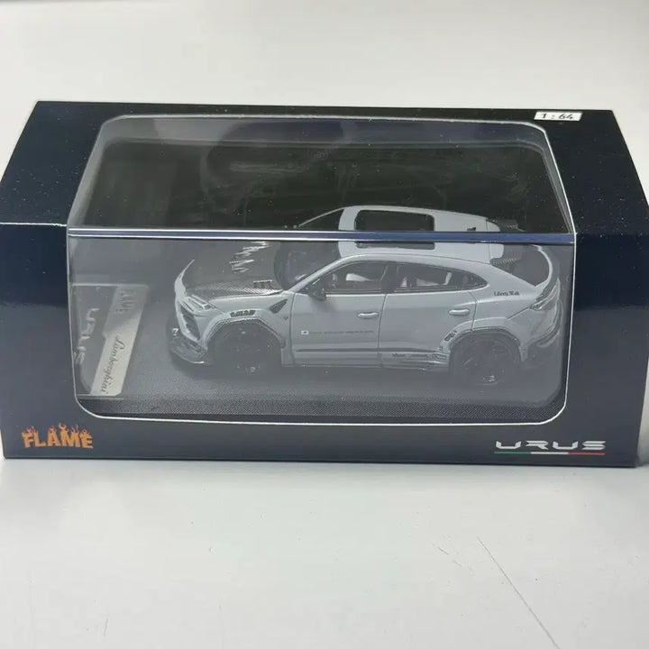 [BUNJANG] Flame 1:64 Lamborghini Urus Fighter Works Diecast Model / Flame 1:64 람보르기니 파이터웍스 우르스 다이캐스트 모형 미니지티