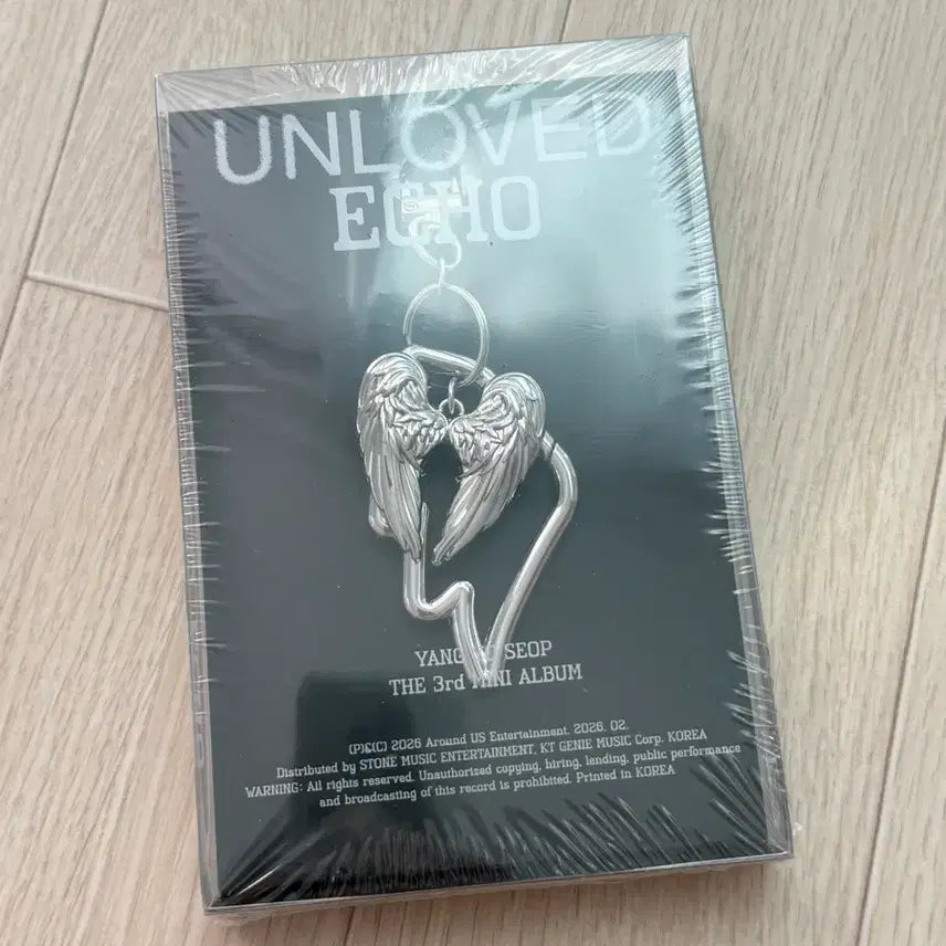[BUNJANG] YANG Yoseop UNLOVED ECHO Platform Version Keyring Album (Sealed) / 양요섭 UNLOVED ECHO 플랫폼 버전 키링 앨범 미개봉