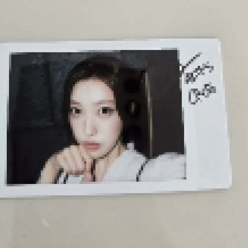 [BUNJANG] ARTMS Choerry Signed Polaroid / 아르테미스 최리 싸폴 ARTMS Choerry signed polaroid