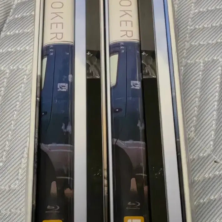 [BUNJANG] IU Broker: One-Click C-Type Limited Edition Blu-ray (2 Disc) / [블루레이] 아이유 iu 브로커 : 원클릭 C-타입 한정판 (2disc)
