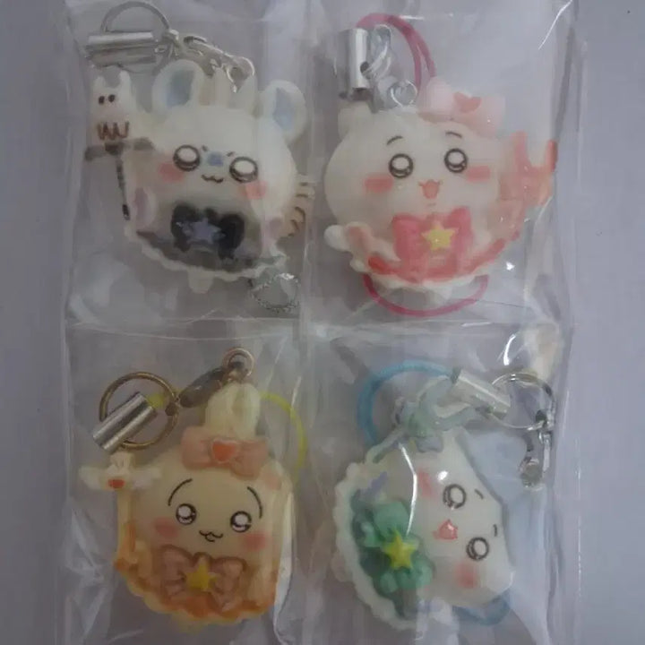 [BUNJANG] Cute 4-Piece Charm Set / 깜찍한 4종