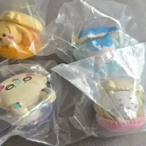 [BUNJANG] Chiikawa Macaron Figure Set (4 Types) / (미개봉 새상품) 치이카와 먼작귀 마카롱 피규어 4종
