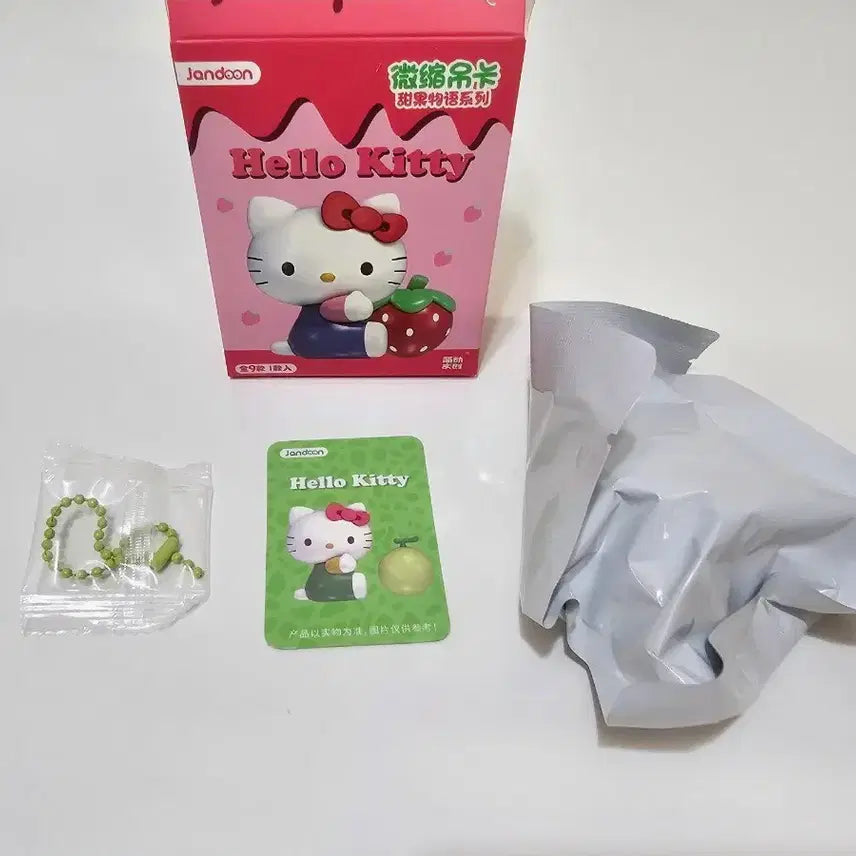 [BUNJANG] TOP TOY Hello Kitty Fruit Figure Keyring (New) / (새상품) 탑토이 헬로키티 과일 피규어 키링