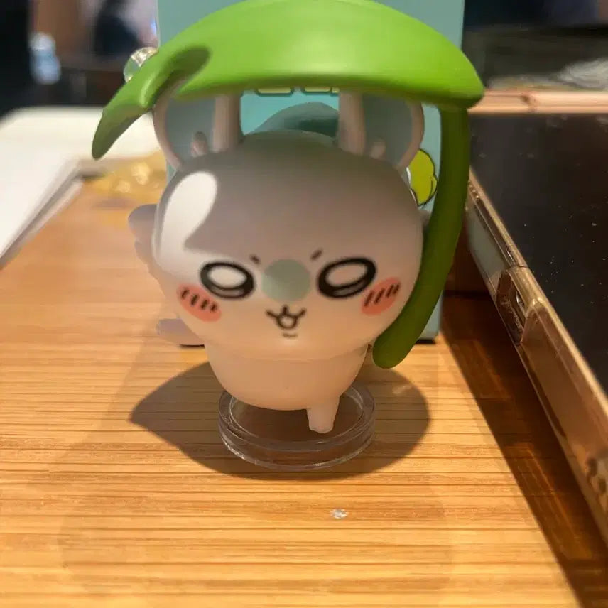 [BUNJANG] Momonga Umbrella Figure / 먼작귀 우산피규어 모몽가