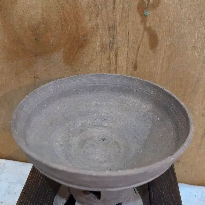 [BUNJANG] 1200 Year Old Three Kingdoms Period Earthenware Goblet / 1200년 삼국시대 토기 고배  / 굽다리 잔