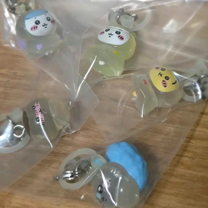 [BUNJANG] Chiikawa Raincoat Mascot Full Set Bundle Set / 치이카와 메지루시 2탄 우비 메지루시 풀세트 일괄