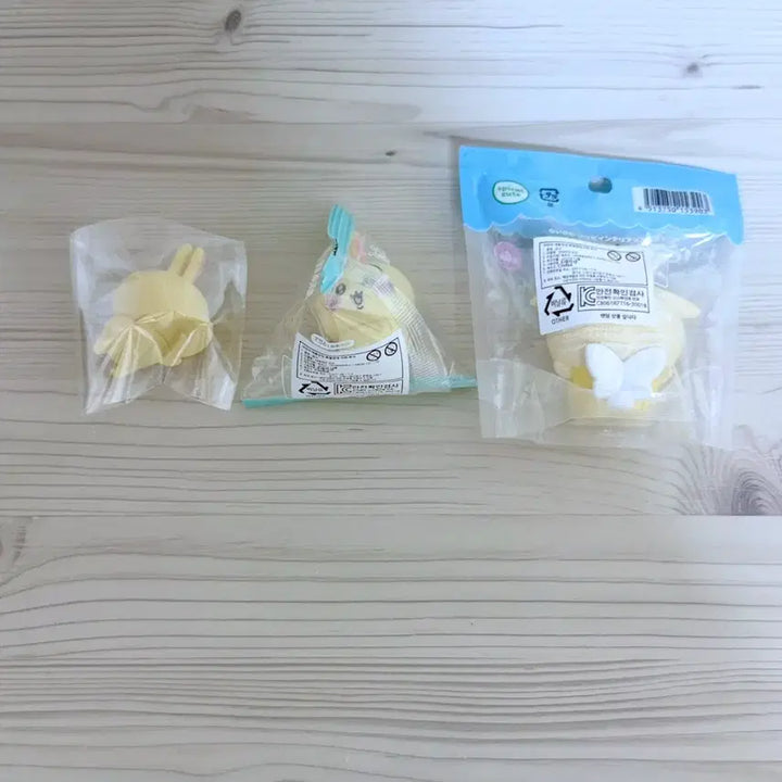 [BUNJANG] Chiikawa Usagi Figure Bundle Set / 3개 일괄) 먼작귀 치이카와 우사기 삼각 피규어 + 우사기 미니 인테리어 피규어 + 우사기 요정 피규어 소프비 소프트비 피규어 마스코트