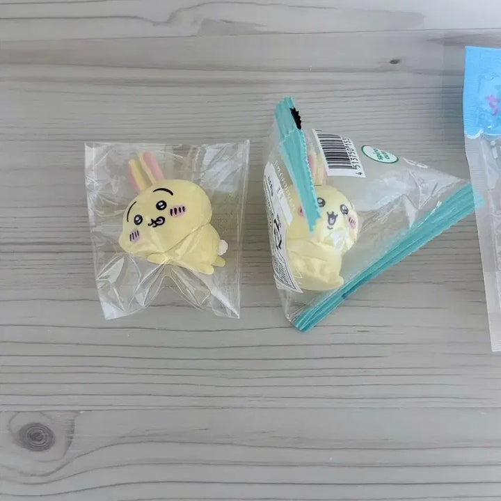 [BUNJANG] Chiikawa Usagi Figure Bundle Set / 3개 일괄) 먼작귀 치이카와 우사기 삼각 피규어 + 우사기 미니 인테리어 피규어 + 우사기 요정 피규어 소프비 소프트비 피규어 마스코트
