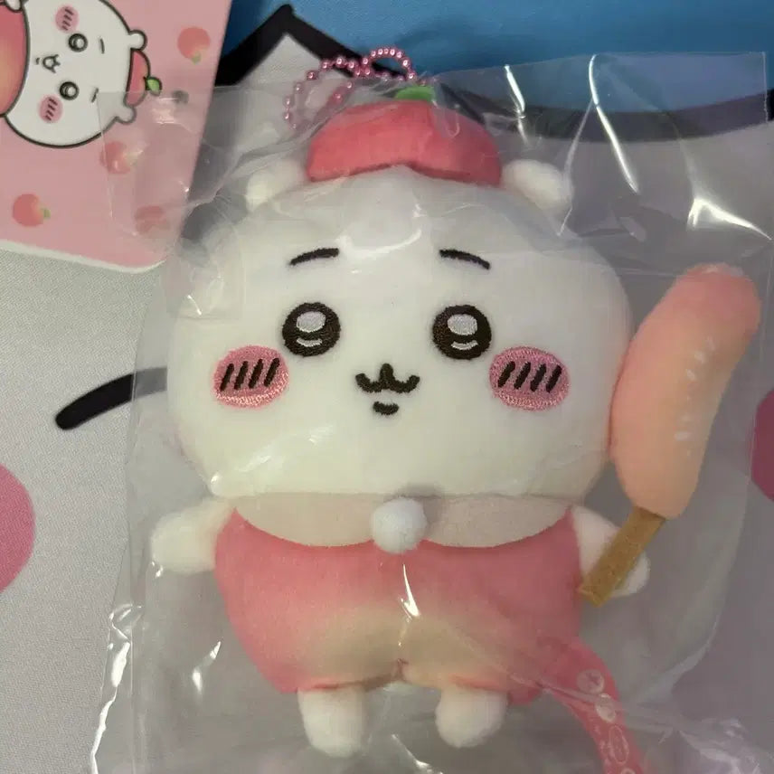 [BUNJANG] Chiikawa Peach Pocket Mascot Keychain (Official) / (정품/현물) 치이카와 포켓 복숭아 마스코트 키링