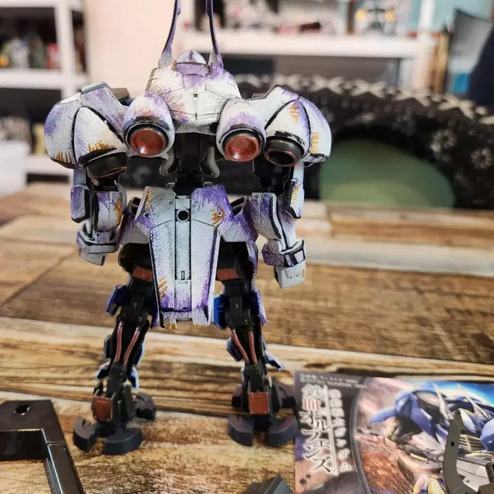 [BUNJANG] HG Helmwige Custom Painted Full Body / HG 헬름비게 건담 소체만 커스텀 도색