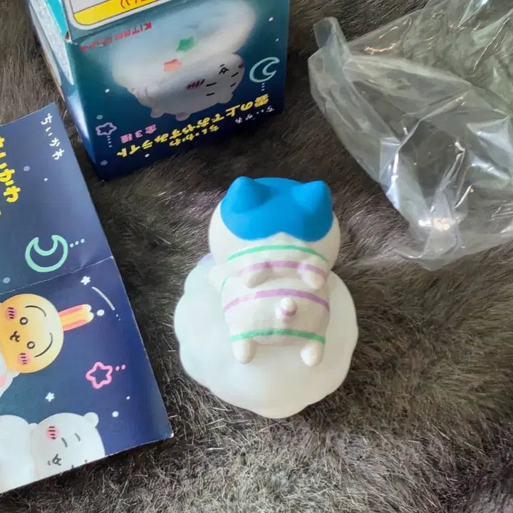 [BUNJANG] Chiikawa Cloud Mood Lamp Hachiwari / 치이카와 구름 무드등 하치와레