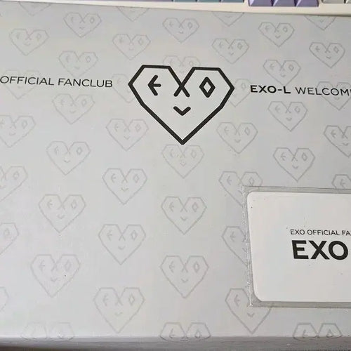 [BUNJANG] EXO Official Fanclub Welcome Kit / EXO 공식 팬클럽 웰컴키트