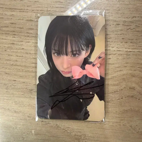 [BUNJANG] fromis_9 Lee Chaeyoung K-Pop Store Yeongtong Signed Photocard / 프로미스나인 이채영 케이팝스토어 영통 싸인 포토카드