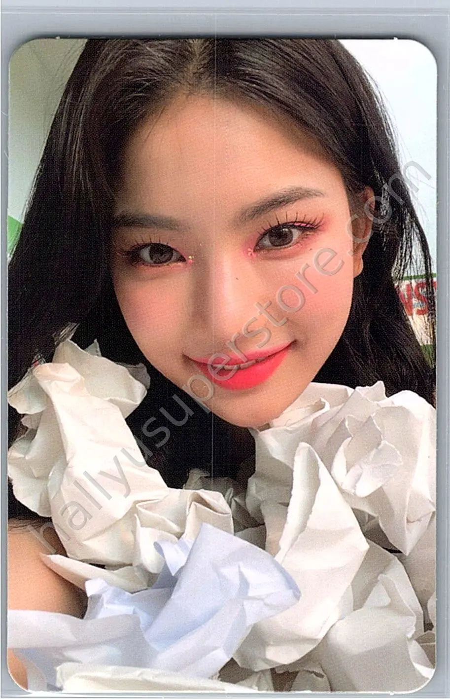STAYC - Isa - WE NEED LOVE album photocard power version