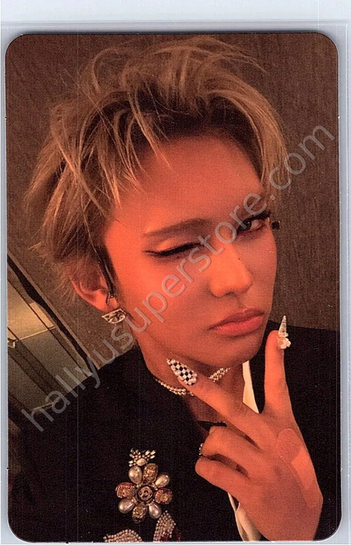 XLOV - Hyun - I, God album photocard i version