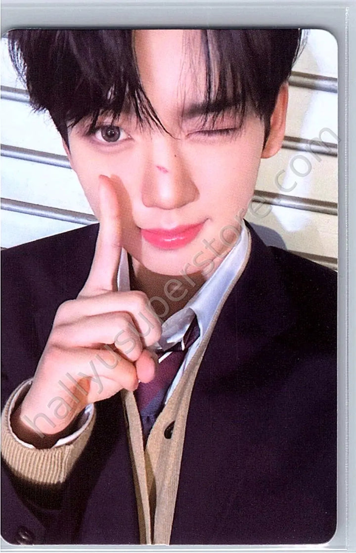 ZEROBASEONE - Yujin - Melting Point