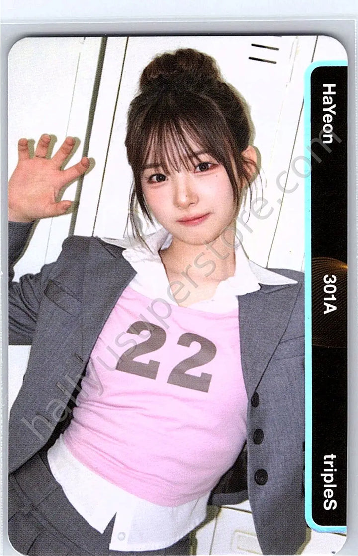 tripleS - Hayeon - Beyond Beauty album photocard objekt music album (UNSCANNED)