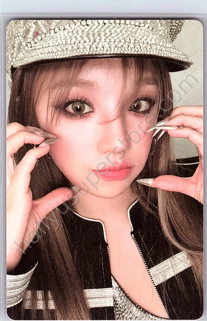 i-dle - Yuqi - 2 album photocard standard version version 2