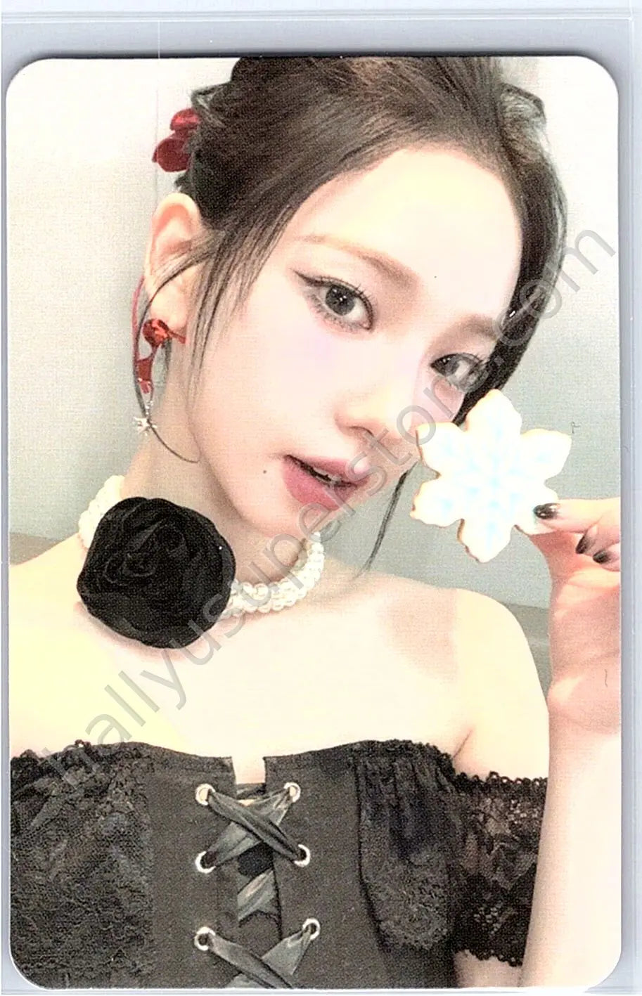 aespa - Karina - aespa - Karina - Pink Christmas Event trading card random photocard 2023 version