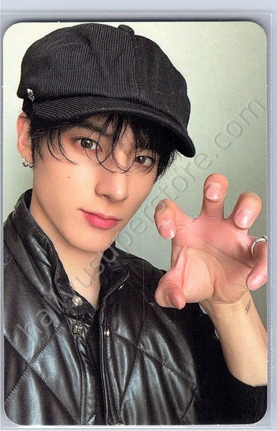THE BOYZ - Eric - Unexpected album photocard become version