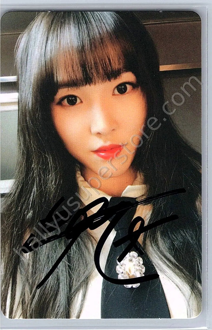 GFRIEND - Yuju - The Awakening album photocard (Hand Signed)