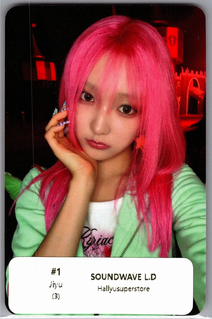 KiiiKiii "WhyKiiiKiii" - Soundwave Lucky Draw Event Photocard, Polaroid type Photocard [26.08.21]