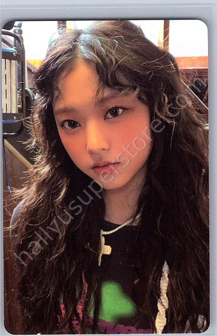 NewJeans - Haerin - NewJeans 2nd EP “Get Up” album photocard bunny beach bag version haerin version