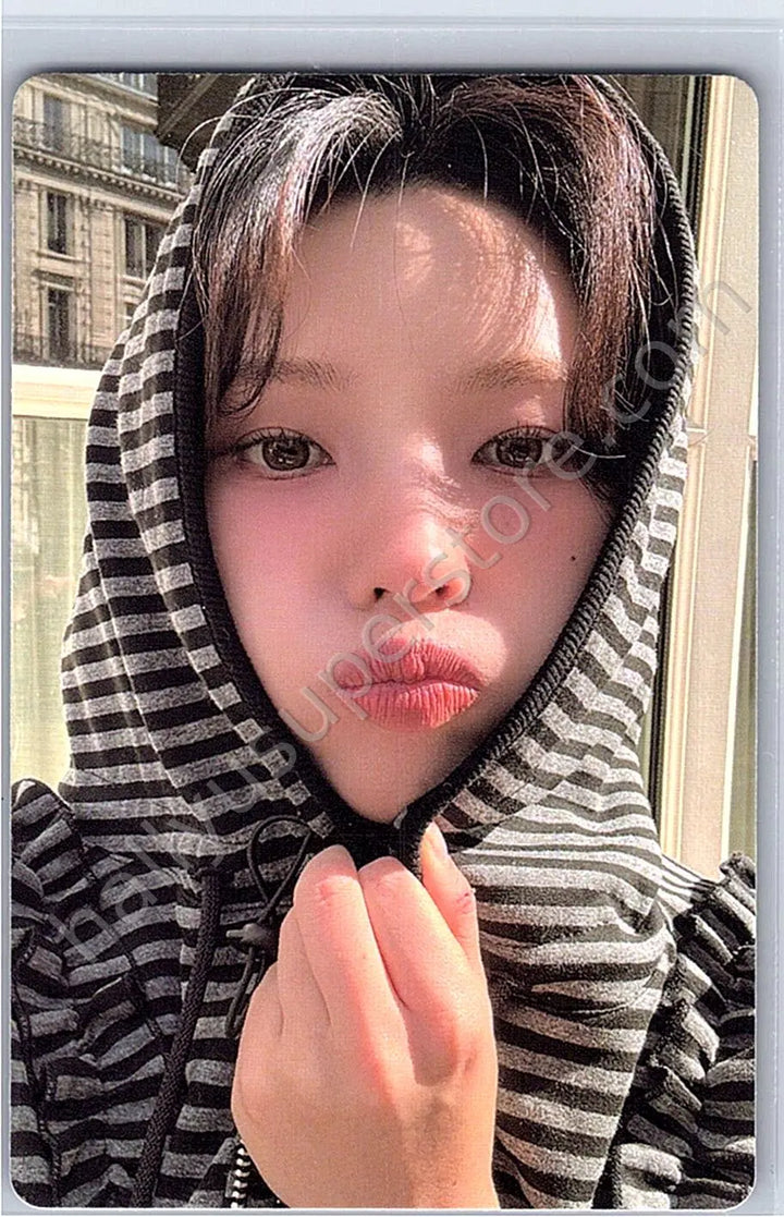 i-dle - Soyeon - We are album photocard standard version we version