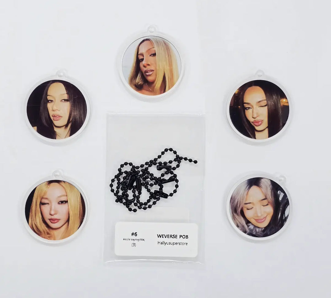 KATSEYE "WILD" - Weverse Shop Pre-Order Benefit Photocard (Photobook Ver.) [26.08.18][Restocked 08/19]