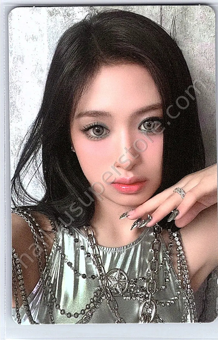 BABYMONSTER - Ahyeon - BABYMONSTER - Ahyeon - DRIP Album binder ver selfie version