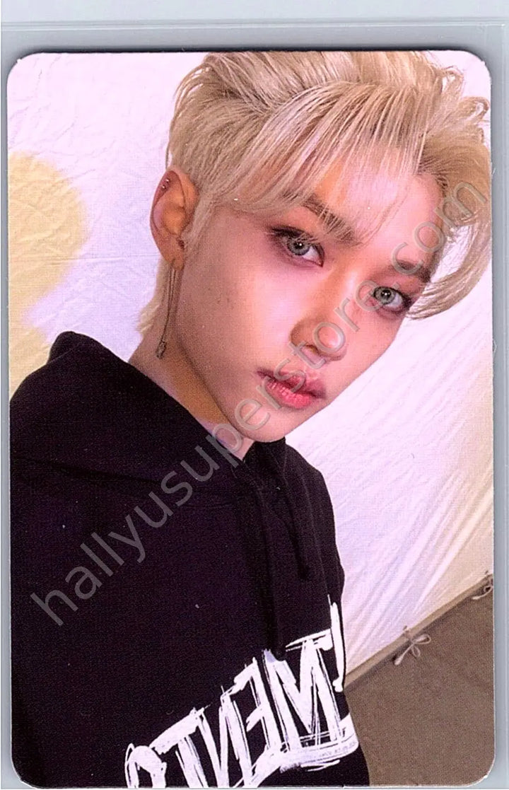 Stray Kids - Felix - Oddinary album photocard scanning version standard version