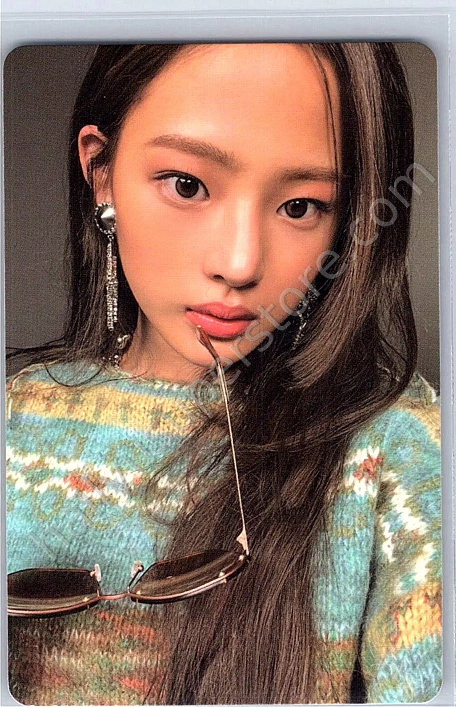 NewJeans - Minji - NewJeans “OMG” album photocard newjeans version