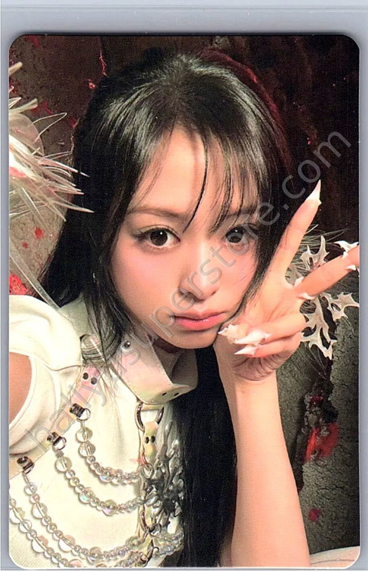 BABYMONSTER - Ahyeon - CHOOM album photocard crimson version
