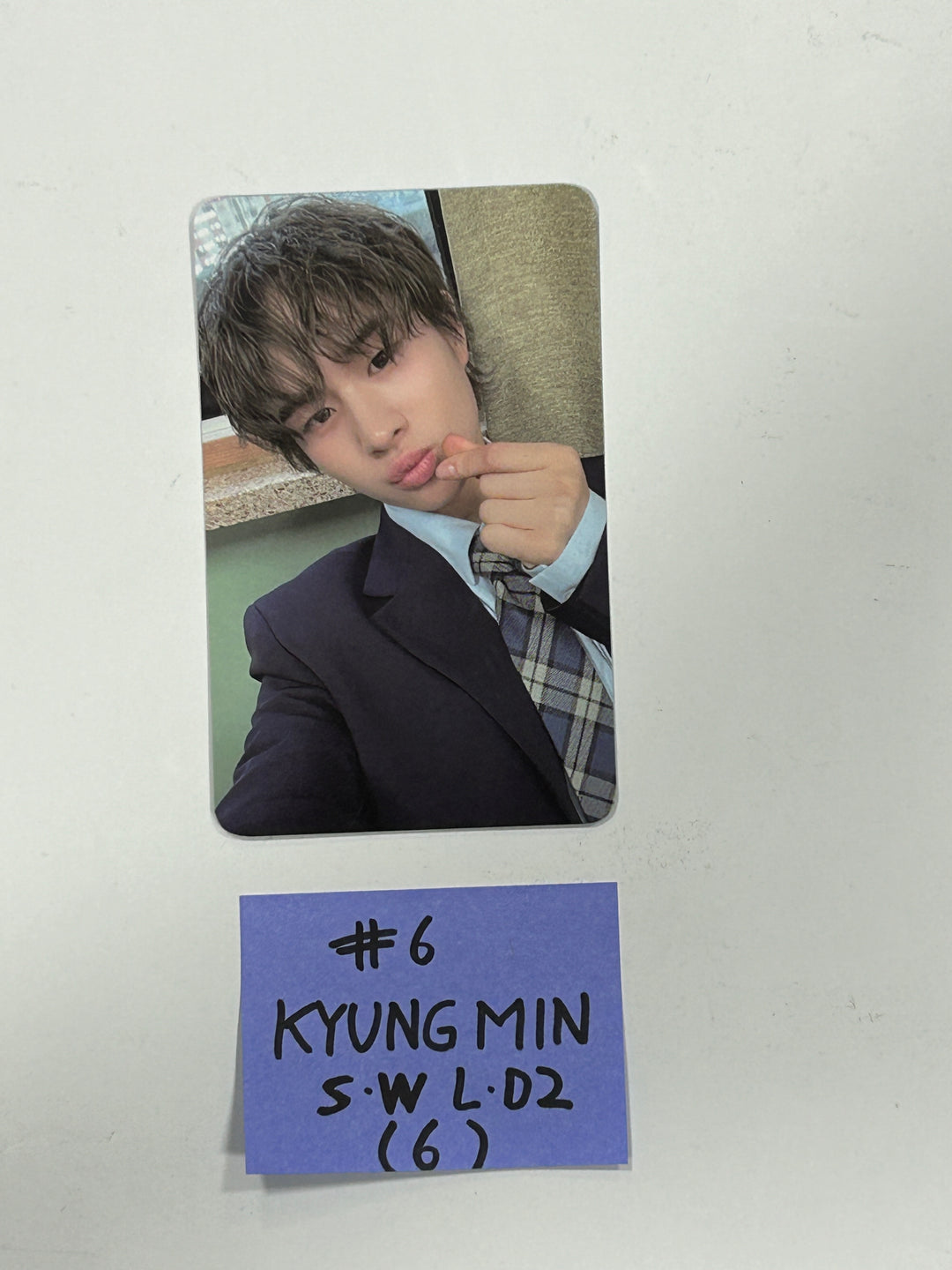 TWS 1st Mini "Sparkling Blue" - Soundwave Lucky Draw Event Photocard Round 2 [24.03.08] - HALLYUSUPERSTORE