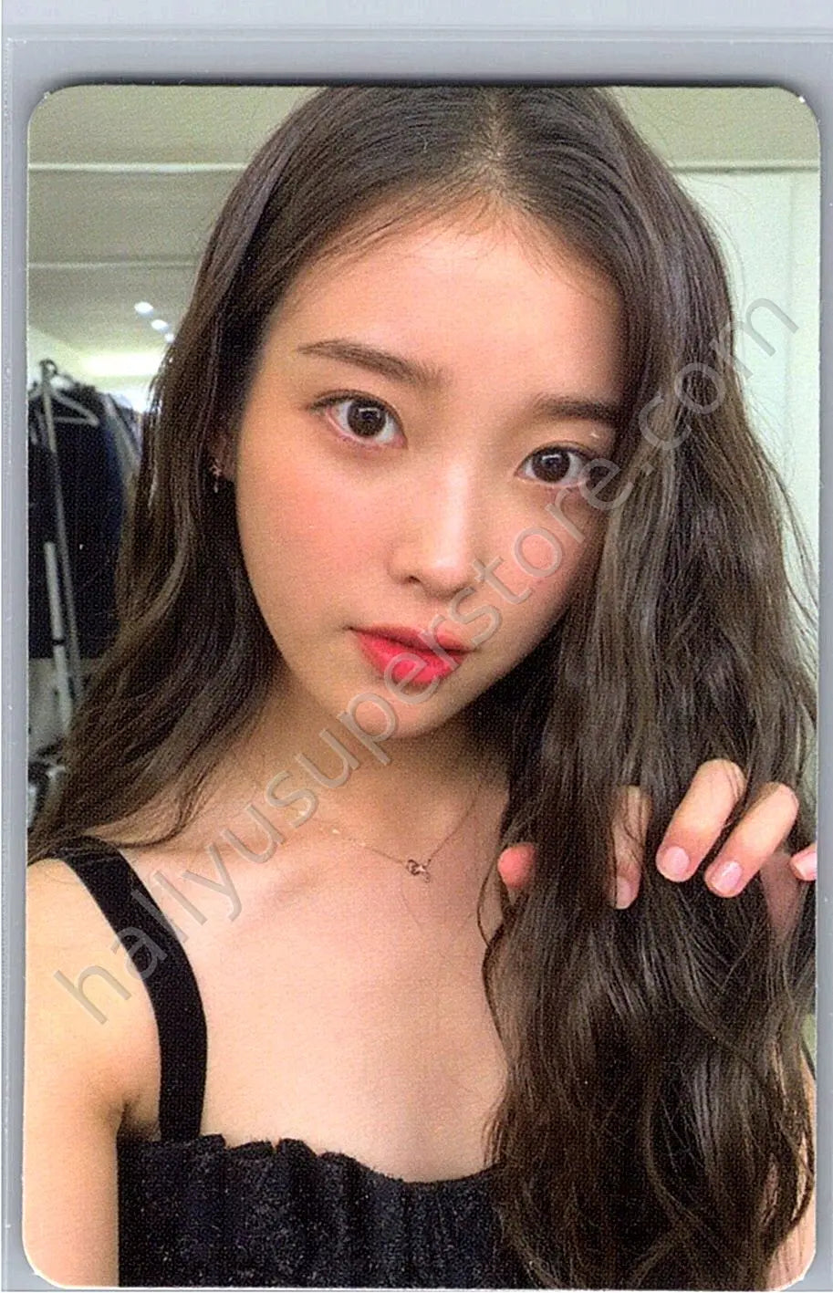 IU - IU - 4th UAENA Membership Kit photocard set