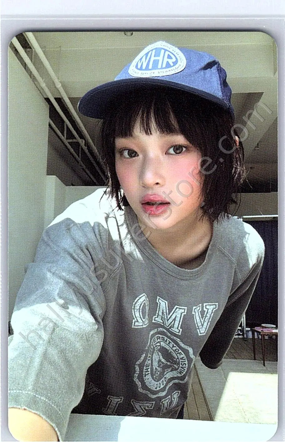 NewJeans - Hanni - How Sweet A version album photocard version 2 weverse album version