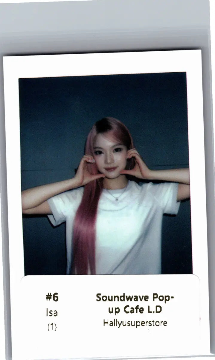 STAYC "2:LOVE" - Soundwave Pop-up Cafe Lucky Draw Photocard , Polaroid type Photocard [26.06.17]