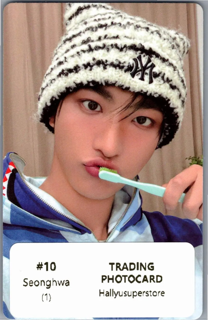 ATTEZ - "2026 ATEEZ FANMEETING ATINY’S VOYAGE : TINY MYSTERY" Random Trading Photocard (1) [26.07.15]